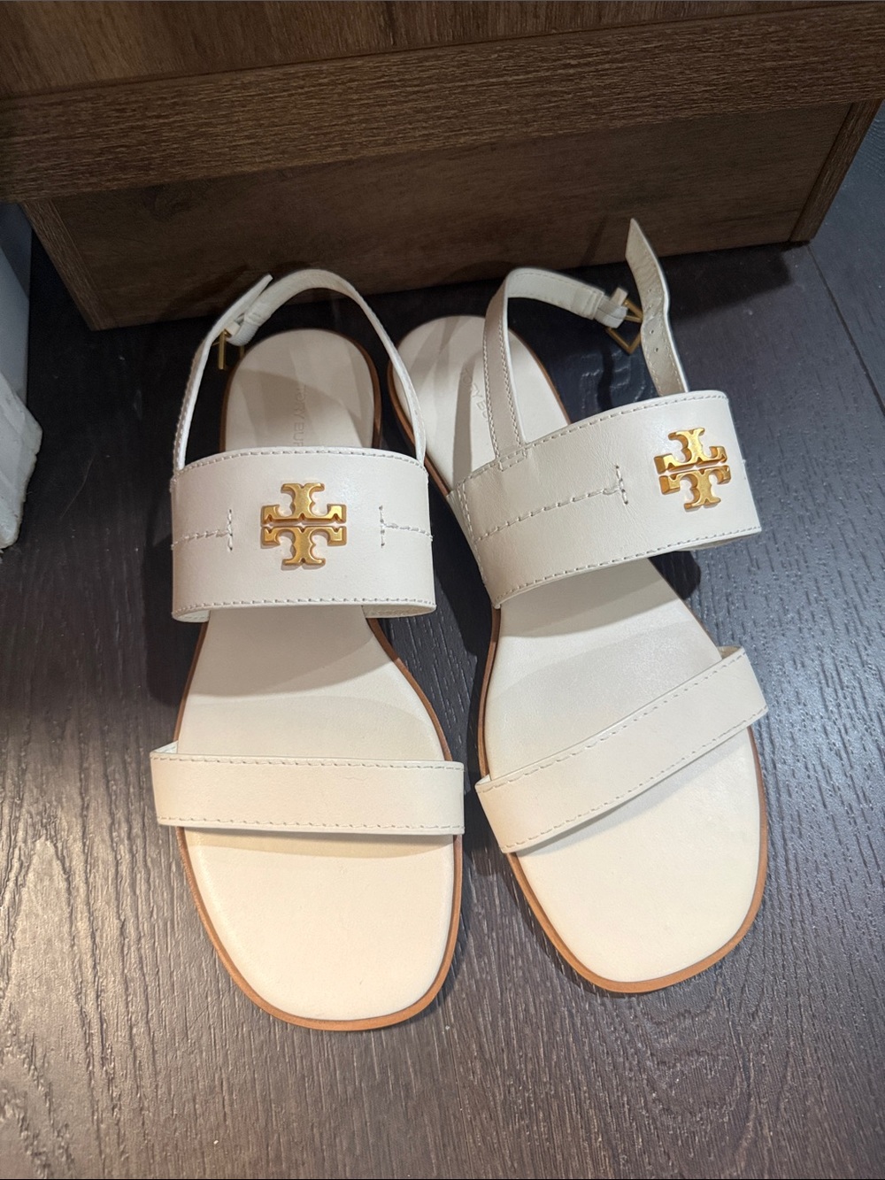 Women’s Tory Burch Eleanor White Leather Logo Strap Sandals